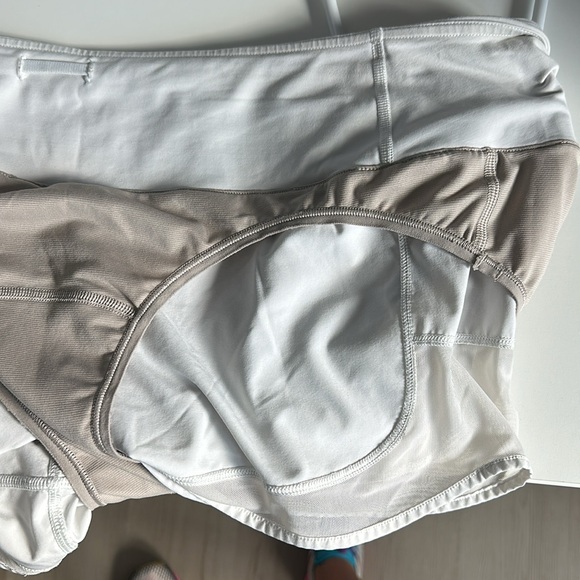 Lululemon white shorts, size 10 - Picture 6 of 6